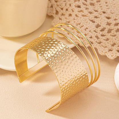 Baao Cuff Bracelet