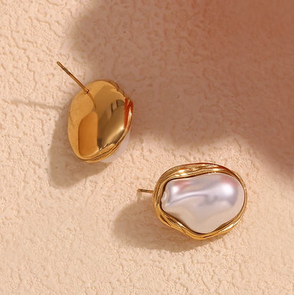 Oriel Pearl Earrings